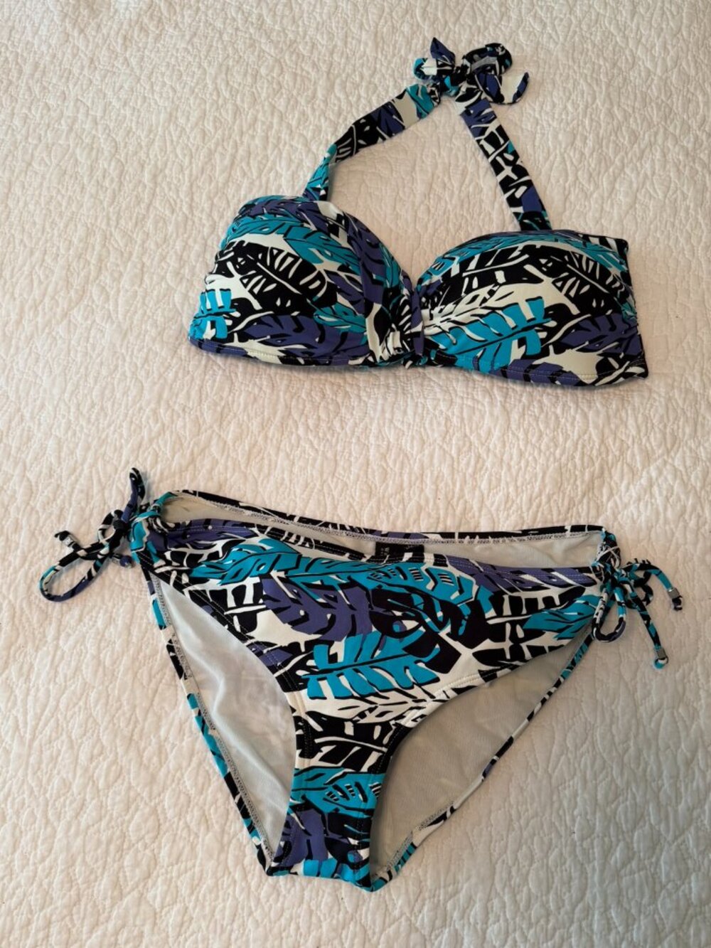 White House Black Market Tropical Print Bikini Set – Size M /Convertible Bandeau - Picture 2 of 13